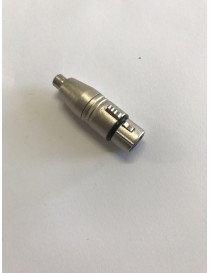 ADATTATORE XLR FEMINA-RCA FEMINA AT520