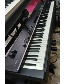YAMAHA CP4 STAGE