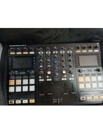 NATIVE INDTRUMENTS TRAKTOR S5 CONSOLLE DJ 4 CANALI